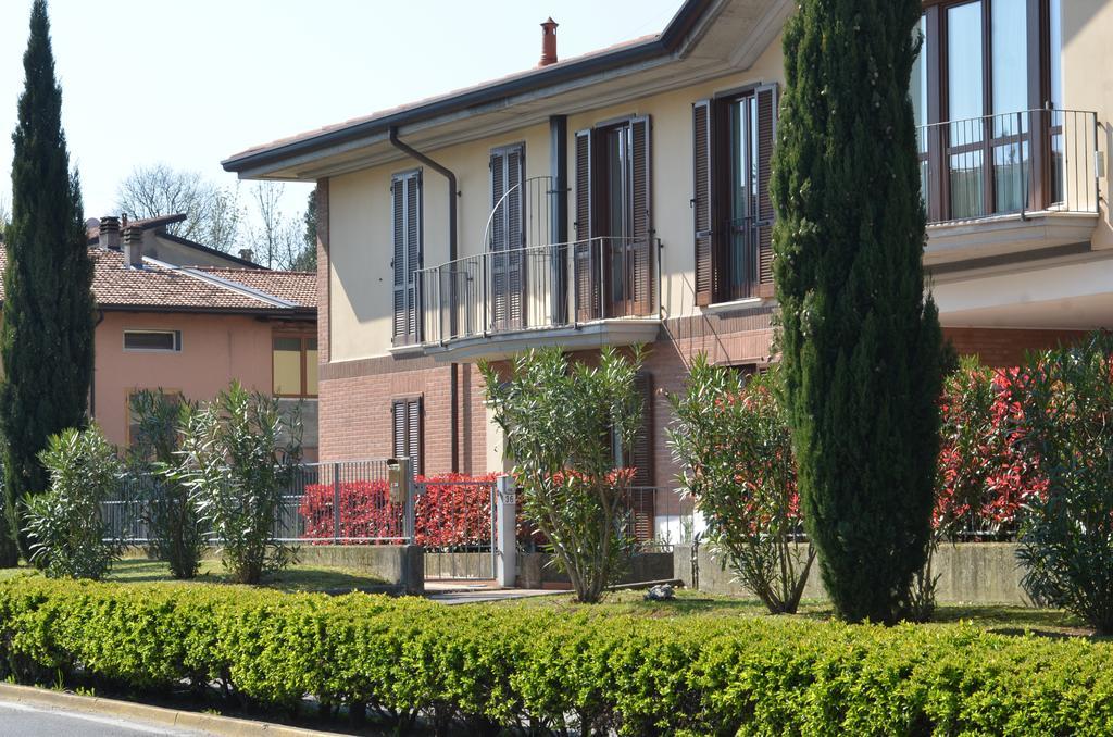 Appartamenti Corte Dei Cipressi Роэ Экстерьер фото